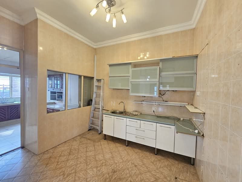 2-storey Terraced House for Sale in Bukit Jelutong (Shah Alam) - Winny Su - Kitchen - PropertyGuru.com.my