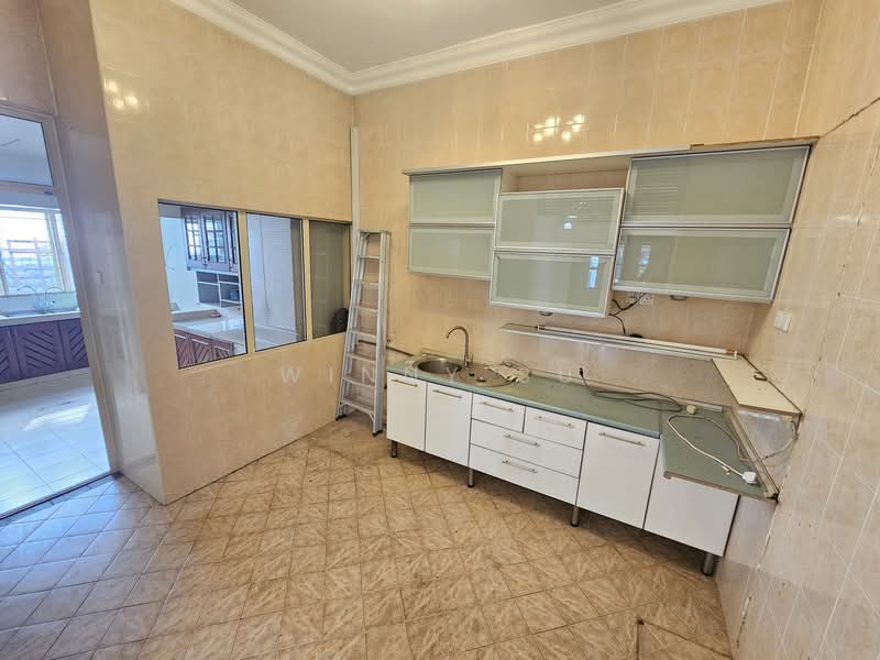 2-storey Terraced House for Sale in Bukit Jelutong (Shah Alam) - Winny Su - Kitchen - PropertyGuru.com.my