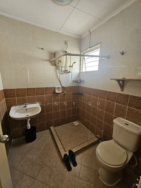 2-storey Terraced House for Sale in Bukit Jelutong (Shah Alam) - Winny Su - Bathroom - PropertyGuru.com.my