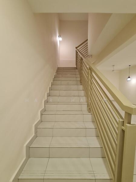 2-storey Terraced House for Rent in Bukit Bandaraya (Shah Alam) - Hairi Halim - Corridor - PropertyGuru.com.my