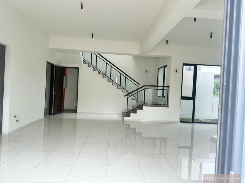 Bandar Rimbayu untuk Untuk Disewa - RM 6,000 /bulan, Apr 2026 - Living Room - PropertyGuru.com.my