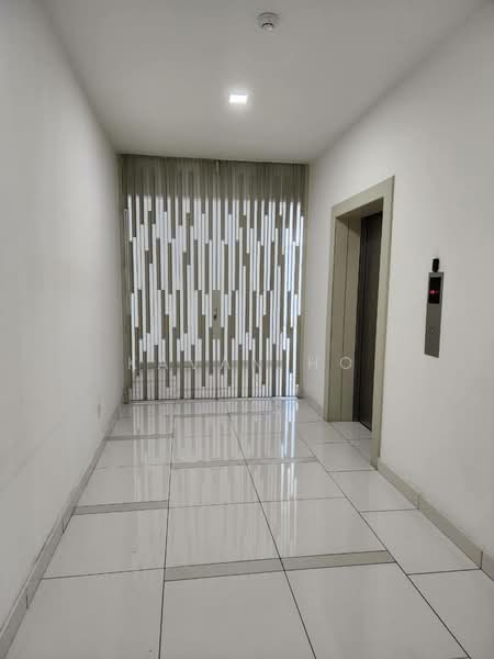 Kondominium untuk Disewa di KM1 East - Kavan Ho - Corridor - PropertyGuru.com.my