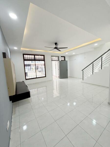 2-storey Terraced House for Sale in Johor Bahru (Johor) - Lau Ping Ting - Living Room - PropertyGuru.com.my