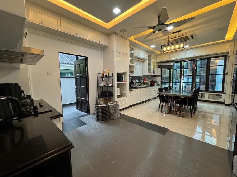 Bungalow for Sale in Country Heights (Kajang) - Fatin Ismail - Kitchen - PropertyGuru.com.my