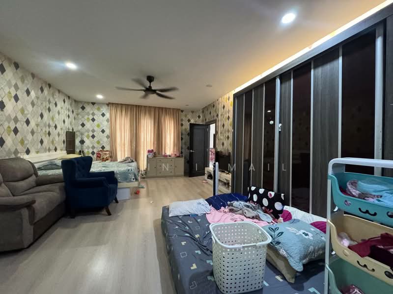 Bungalow for Sale in Country Heights (Kajang) - Fatin Ismail - Bedroom - PropertyGuru.com.my