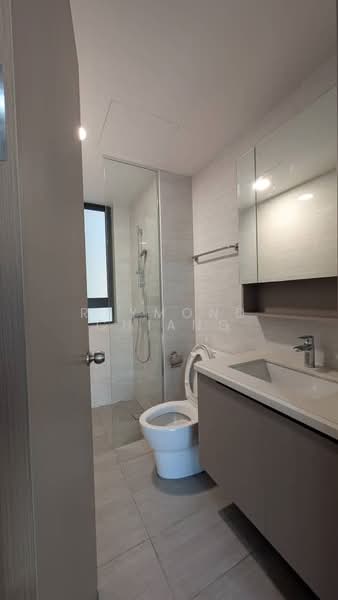 Service Residence for Sale at Baron Residence @ Lake City - Raymond Chiang - Bathroom - PropertyGuru.com.my