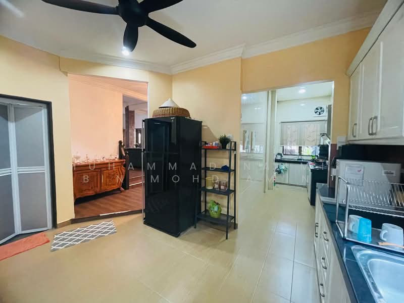 Rumah Banglo untuk Dijual di Gombak (Selangor) - Muhammad Najmi Bin Mohd Amin - Kitchen - PropertyGuru.com.my