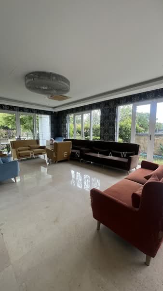 Bungalow for Sale in Seri Kembangan (Selangor) - Helen Law - Living Room - PropertyGuru.com.my