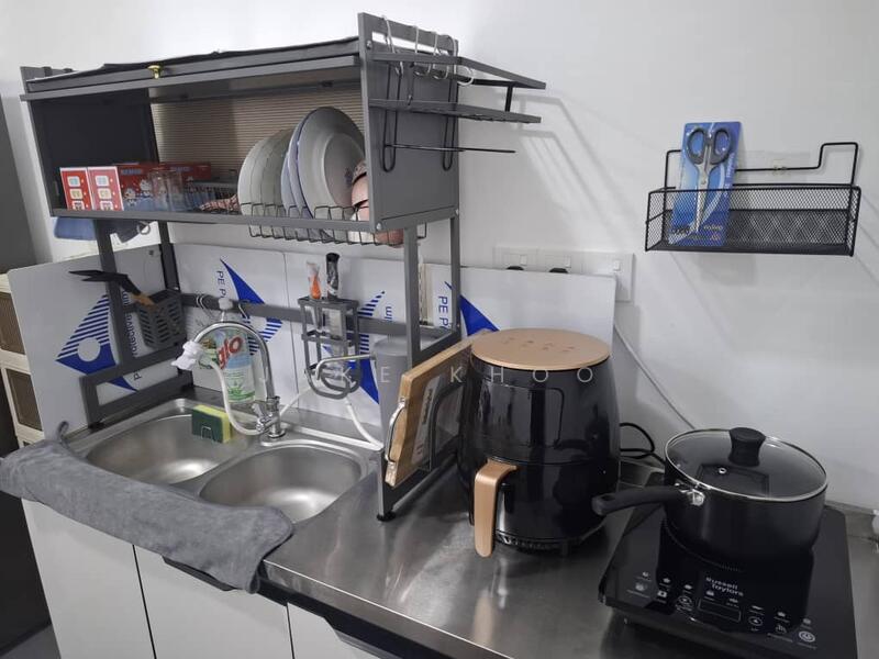 QuayWest Residence untuk Untuk Disewa - RM 2,000 /bulan, Feb 2026 - Kitchen - PropertyGuru.com.my