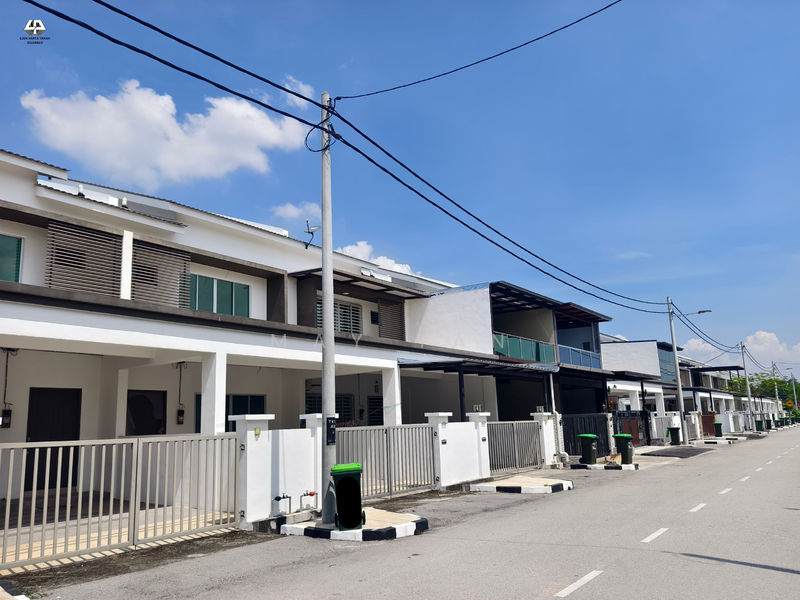 KULIM Double Storey TERRACE GATED GUARDED Brokoli Indah Near HI TECH untuk Untuk Disewa - RM 1,100 /bulan, Mac 2026 - Exterior - PropertyGuru.com.my