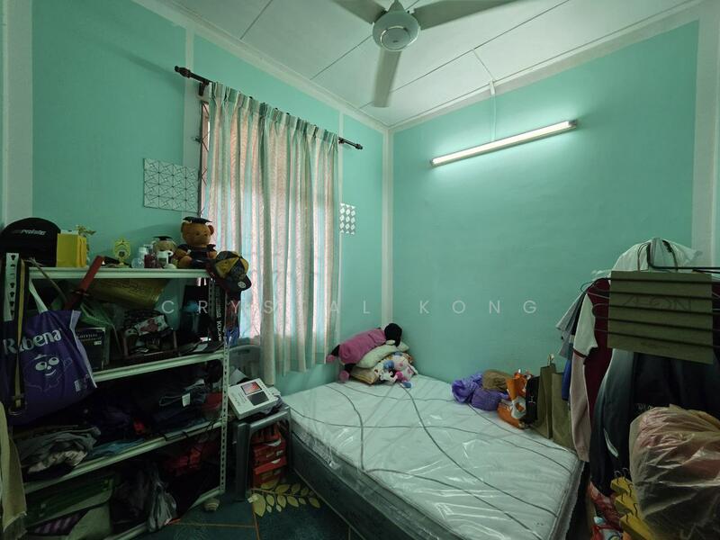 1-storey Terraced House for Sale in Senai (Johor) - Crystal Kong - Bedroom - PropertyGuru.com.my