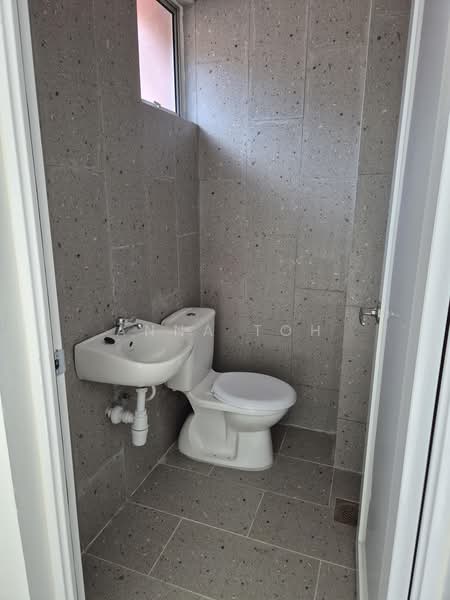 Kedai / Pejabat untuk Disewa di Kuchai Entrepreneurs Park (Kuchai Lama) - Anna Toh - PropertyGuru.com.my