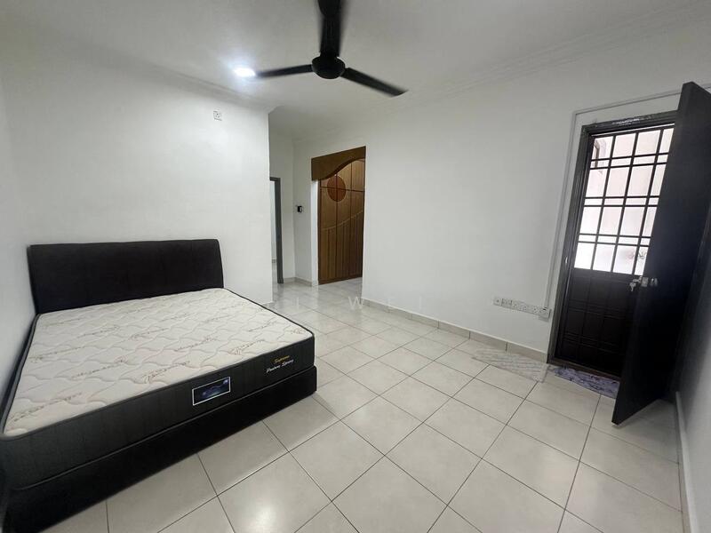 2-storey Terraced House for Rent in Taman Mount Austin (Tebrau) - Li Wei - Bedroom - PropertyGuru.com.my