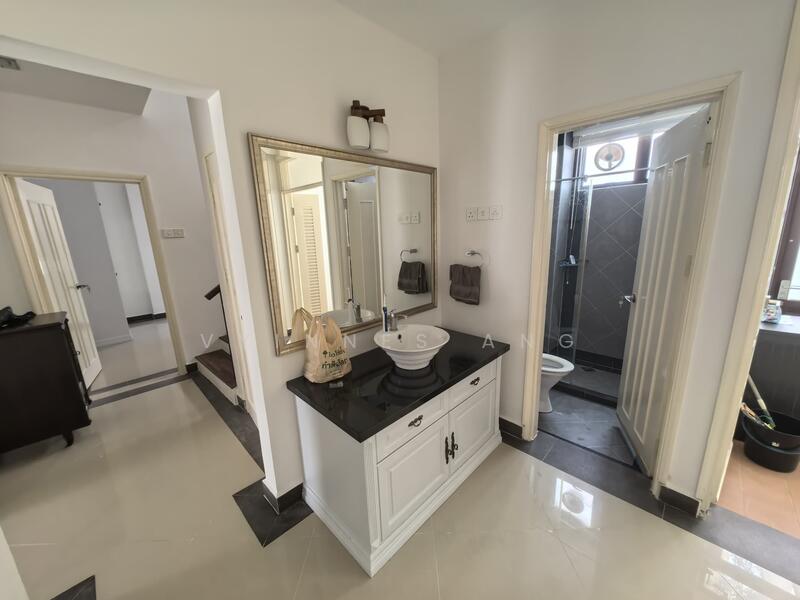 Ferringhi Villas untuk Untuk Dijual - RM 1,800,000, Mac 2026 - Bathroom - PropertyGuru.com.my