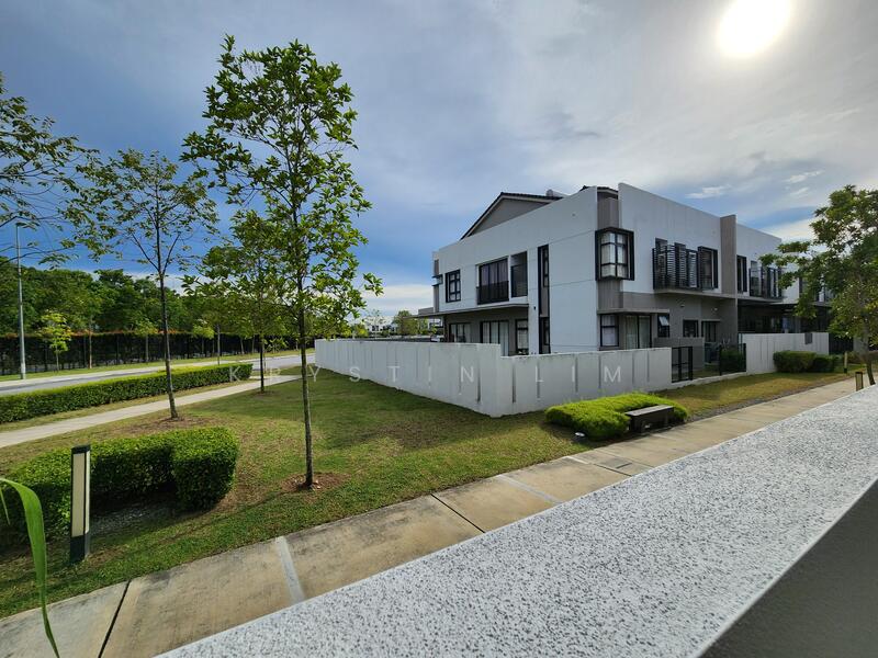 Semi-Detached House for Sale in Kota Kemuning (Shah Alam) - Krystin Lim - Exterior - PropertyGuru.com.my