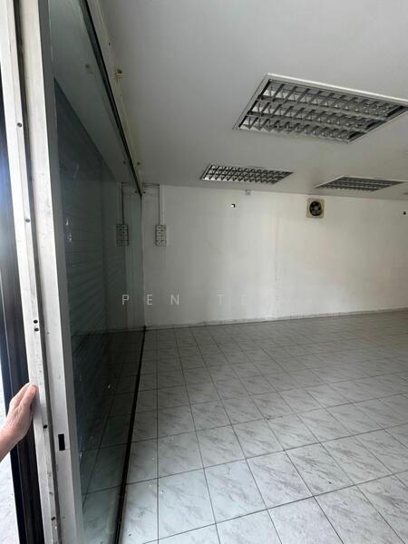 Shop / Office for Rent in Balik Pulau (Penang) - Pen Teo - Interior - PropertyGuru.com.my