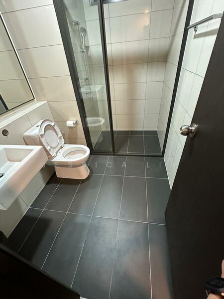 The Tamarind untuk Untuk Disewa - RM 3,300 /bulan, Mac 2026 - Bathroom - PropertyGuru.com.my