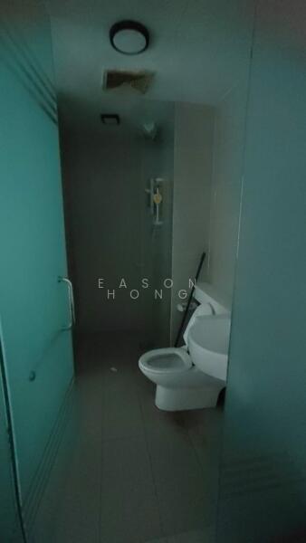 Servis Apartment untuk Disewa di The Scott Garden SOHO - Eason Hong - Bathroom - PropertyGuru.com.my