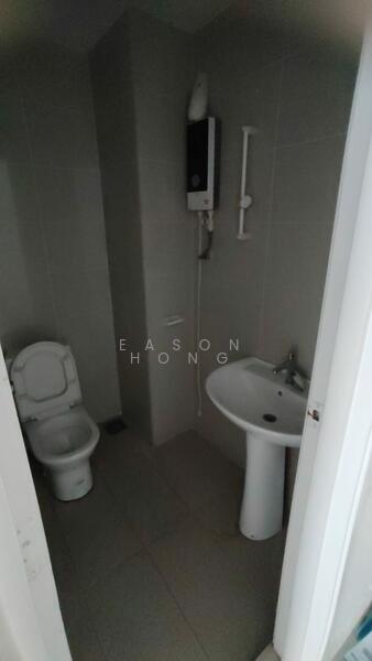 Servis Apartment untuk Disewa di The Scott Garden SOHO - Eason Hong - Bathroom - PropertyGuru.com.my