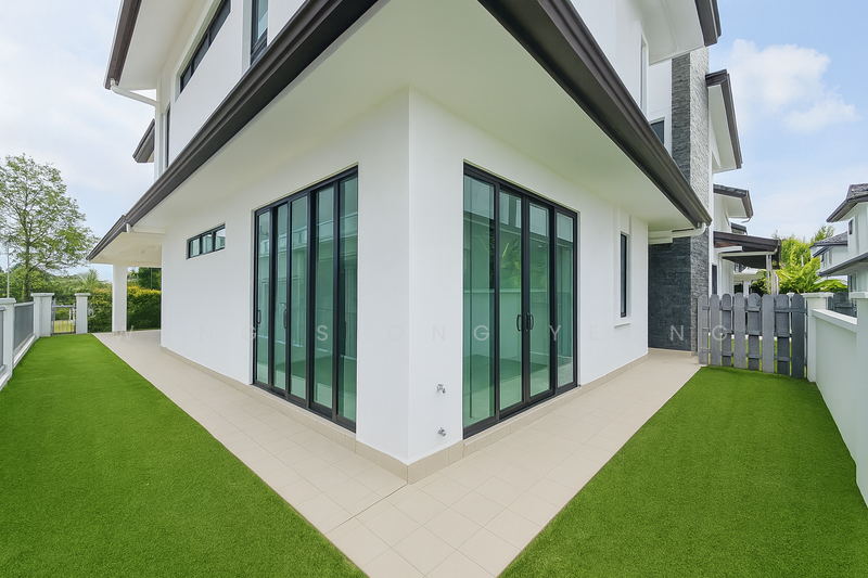 Semi-Detached House for Sale in Eco Majestic (Semenyih) - Dexter Yeong - Exterior - PropertyGuru.com.my