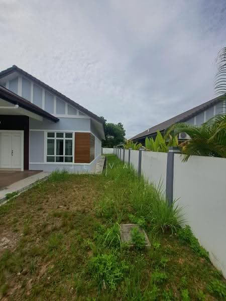Bungalow House untuk Dijual di Taman Senawang Perdana (Senawang) - Jeevs Jeeva - Exterior - PropertyGuru.com.my