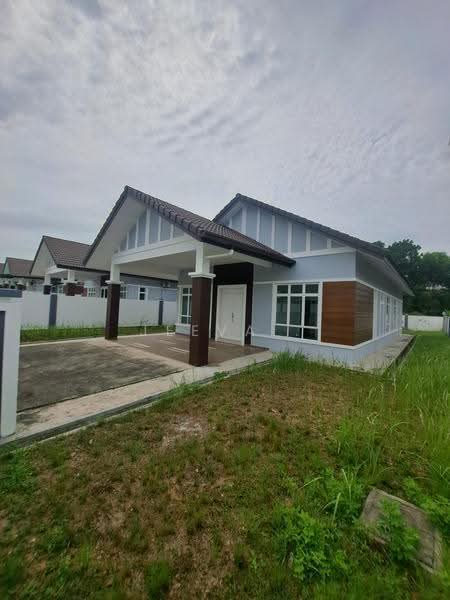 Bungalow House untuk Dijual di Taman Senawang Perdana (Senawang) - Jeevs Jeeva - Exterior - PropertyGuru.com.my