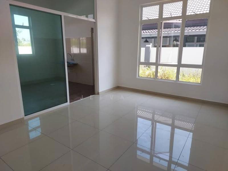Bungalow House untuk Dijual di Taman Senawang Perdana (Senawang) - Jeevs Jeeva - Interior - PropertyGuru.com.my