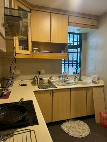 Condominium for Sale at The Straits View Condominium - Joeyn Lock - Kitchen - PropertyGuru.com.my
