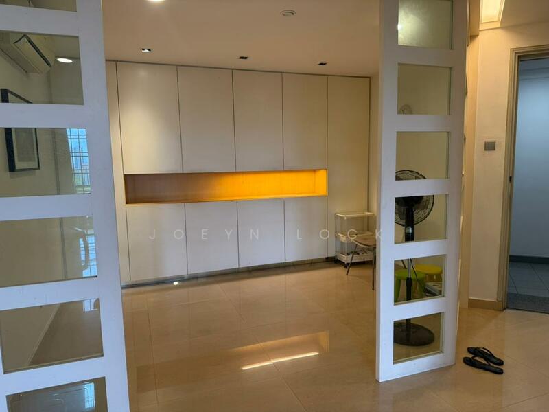 Condominium for Sale at The Straits View Condominium - Joeyn Lock - Living Room - PropertyGuru.com.my