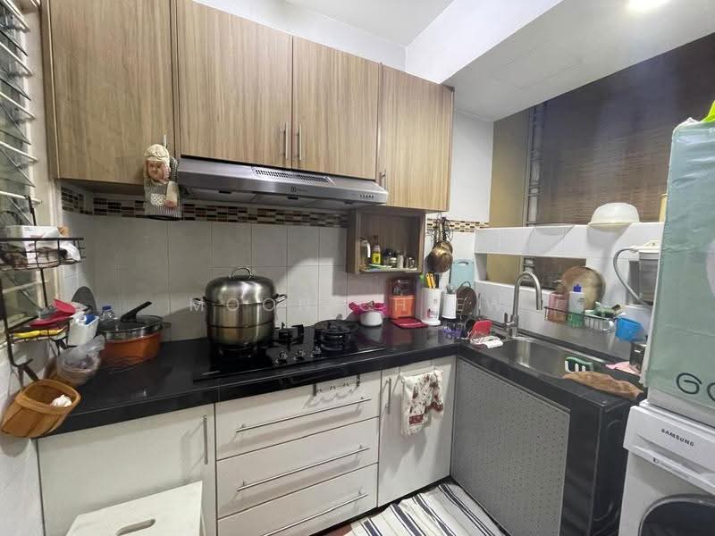 Wet Kitchen