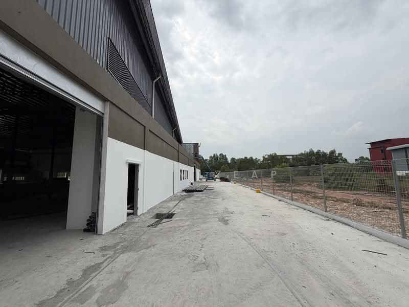 Warehouse for Rent in Elmina (Shah Alam) - Adam Yeap - PropertyGuru.com.my