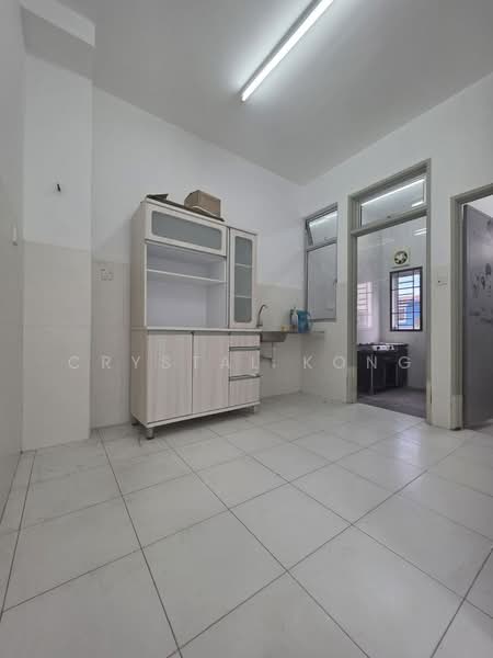 2-storey Terraced House for Sale in Taman Setia Indah (Tebrau) - Crystal Kong - Kitchen - PropertyGuru.com.my
