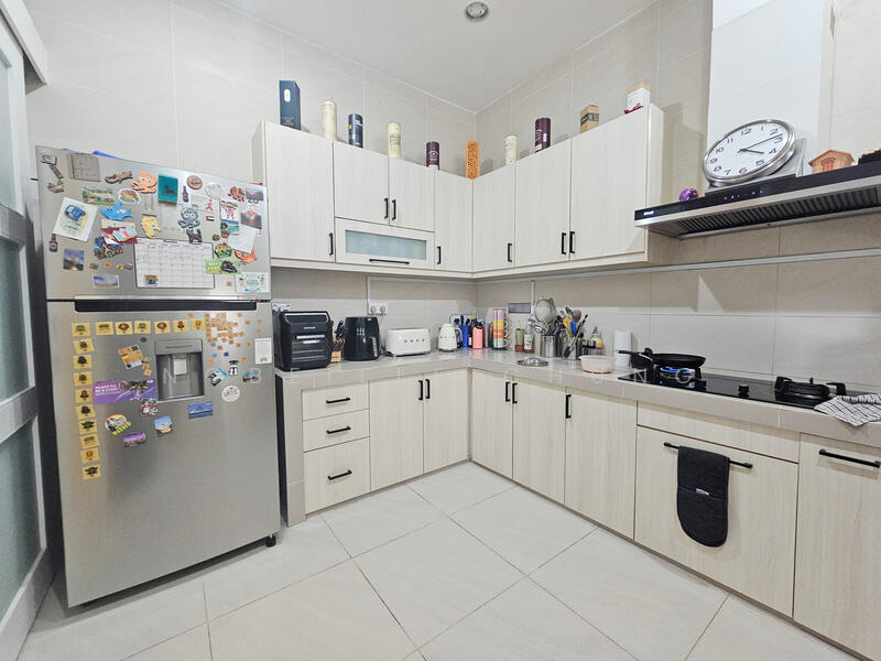 Rumah Berkembar untuk Dijual di Taman Equine (Seri Kembangan) - Nobeille Chung - Kitchen - PropertyGuru.com.my