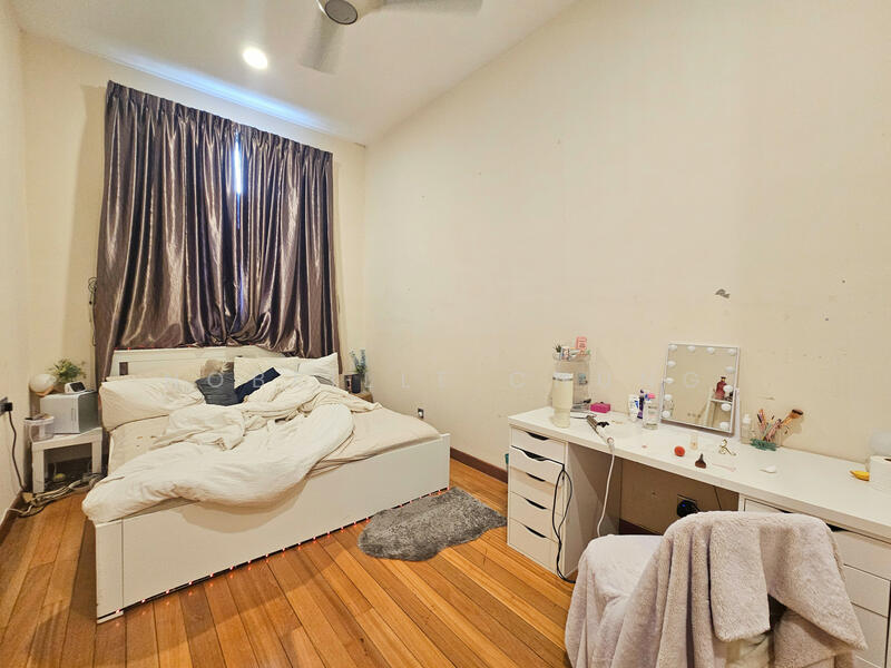 Rumah Berkembar untuk Dijual di Taman Equine (Seri Kembangan) - Nobeille Chung - Bedroom - PropertyGuru.com.my