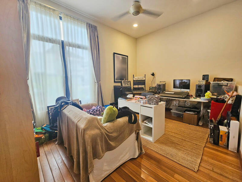 Rumah Berkembar untuk Dijual di Taman Equine (Seri Kembangan) - Nobeille Chung - Study - PropertyGuru.com.my