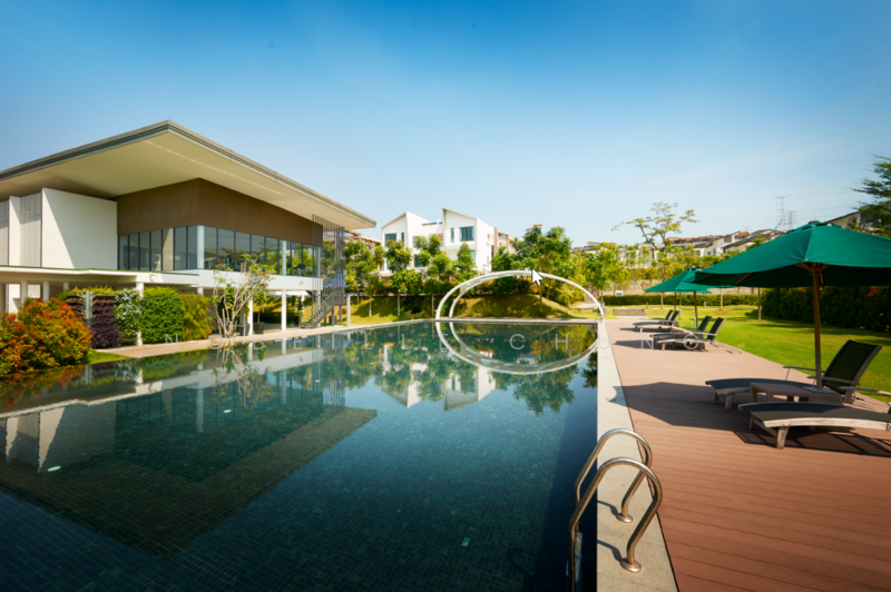 Rumah Berkembar untuk Dijual di Taman Equine (Seri Kembangan) - Nobeille Chung - Exterior - PropertyGuru.com.my