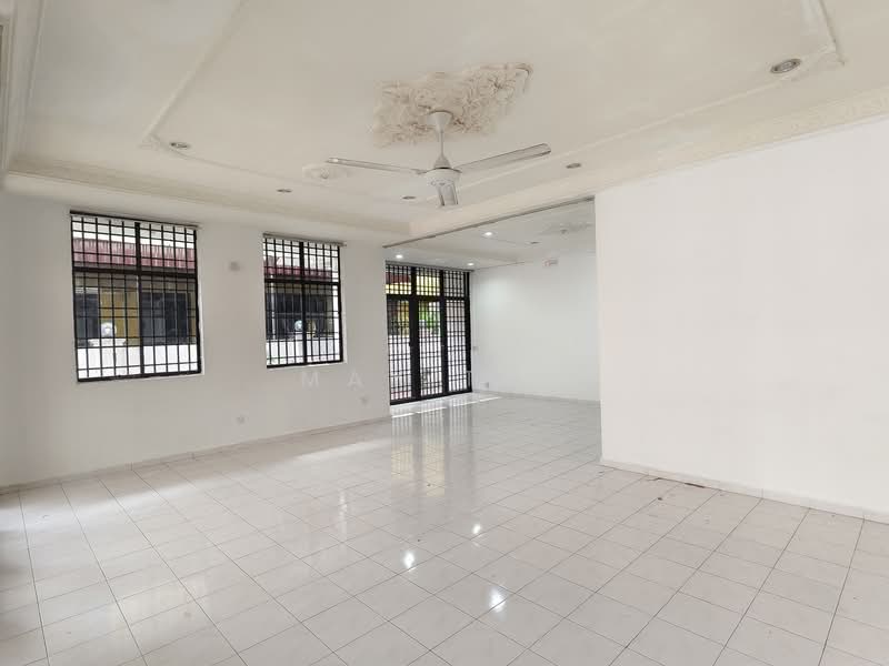 KULIM Hi Tech RENOVATED SEMI D House TAMAN SELUANG near KULIM AVENUE untuk Untuk Disewa - RM 1,300 /bulan, Mac 2026 - Living Room - PropertyGuru.com.my