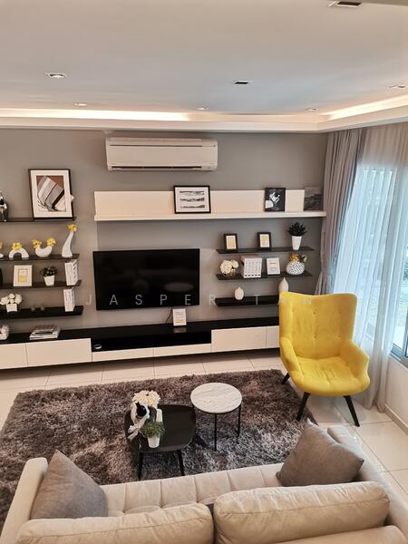 Rumah Berkembar untuk Dijual di Semenyih (Selangor) - Jasper Tan - Living Room - PropertyGuru.com.my