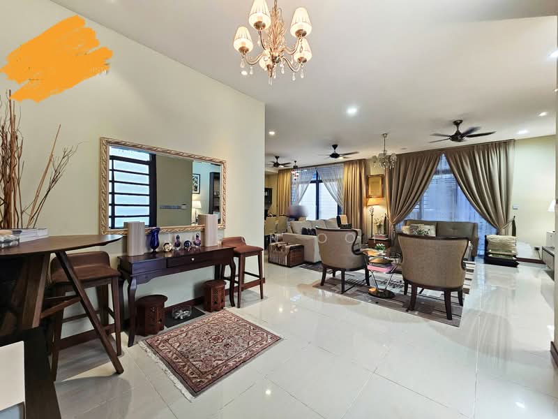 Rumah Berkembar untuk Dijual di Taman Equine (Seri Kembangan) - Jason Ooi - Living Room - PropertyGuru.com.my
