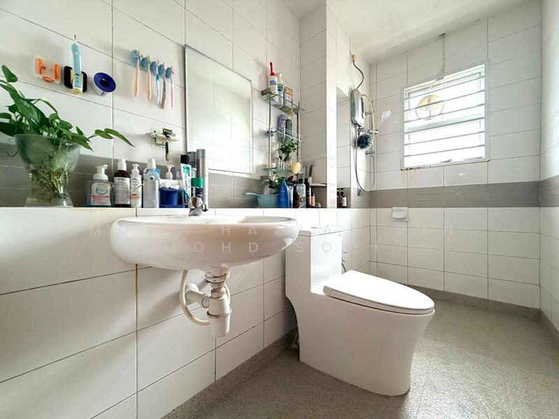 2-storey Terraced House for Sale in Taman Mutiara Indah (Puchong) - Mohd Hazlan bin Mohd Sopi - Bathroom - PropertyGuru.com.my