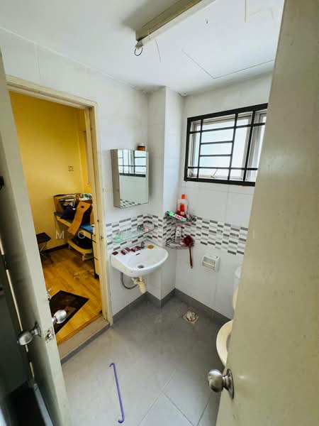 3-storey Terraced House for Sale in Bukit Jalil (Kuala Lumpur) - Mohd Fadzli - Bathroom - PropertyGuru.com.my
