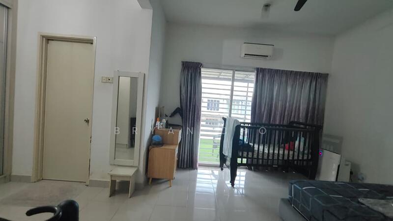 2-storey Terraced House for Sale in Taman Pelangi Semenyih 2 (Beranang) - Bryan Cho - Bedroom - PropertyGuru.com.my