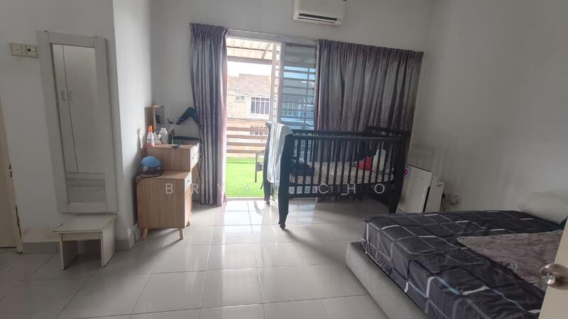 2-storey Terraced House for Sale in Taman Pelangi Semenyih 2 (Beranang) - Bryan Cho - Bedroom - PropertyGuru.com.my