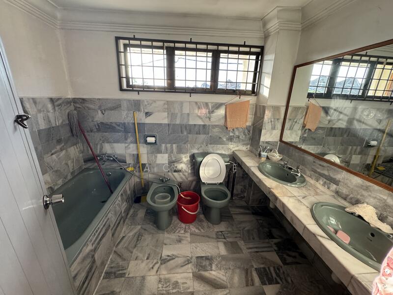 2-storey Terraced House for Sale in Skudai (Johor) - Jack Tey - Bathroom - PropertyGuru.com.my
