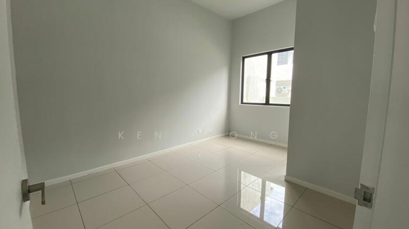Rumah Teres 2 Tingkat untuk Dijual di Bandar Country Homes (Rawang) - Ken Chong - Interior - PropertyGuru.com.my