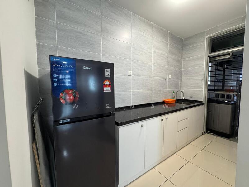 KSL Residence 2 @ Kangkar Tebrau untuk Untuk Disewa - RM 2,200 /bulan, Feb 2026 - Kitchen - PropertyGuru.com.my