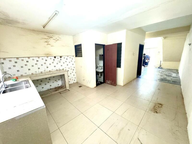 2-storey Terraced House for Sale in Taman Cheras Awana (Cheras) - Shazwan CH - Kitchen - PropertyGuru.com.my