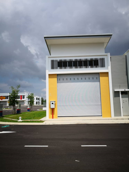 Terrace Factory for Rent in Kawasan Perindustrian Iskandar (Pasir Gudang) - Vera Chang - Exterior - PropertyGuru.com.my
