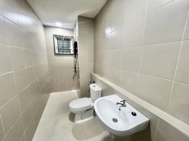 Apartment for Sale at Selangorku Pr1ma Lakefront Homes - Aqillah Razali - Bathroom - PropertyGuru.com.my