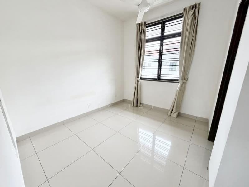 Rumah Teres 2 Tingkat untuk Dijual di Taman Pelangi Indah (Ulu Tiram) - Yik Tat - Interior - PropertyGuru.com.my